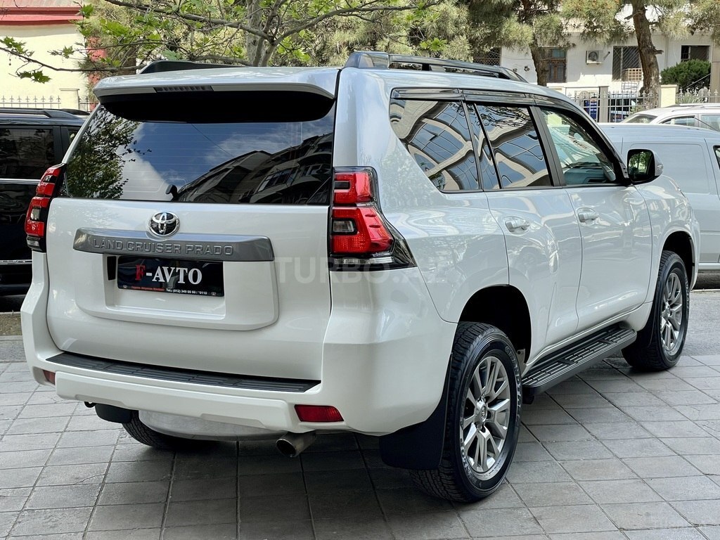 Toyota Land Cruiser Prado