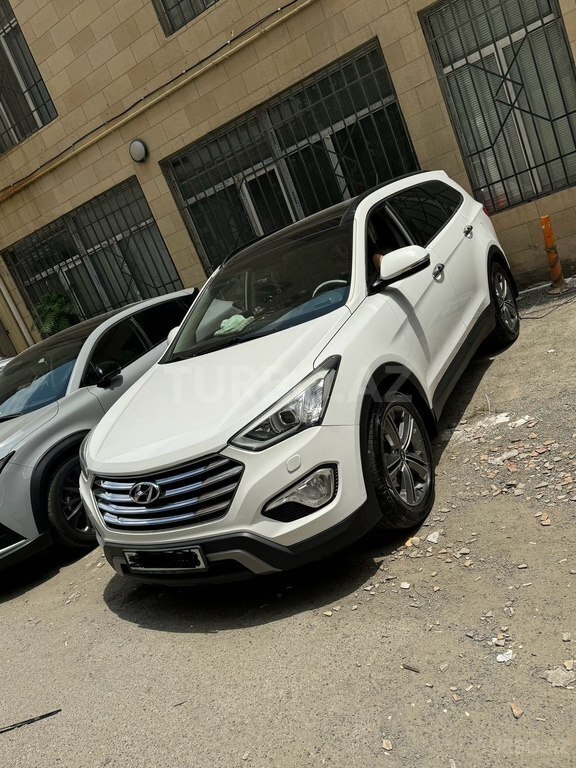 Hyundai Grand Santa Fe