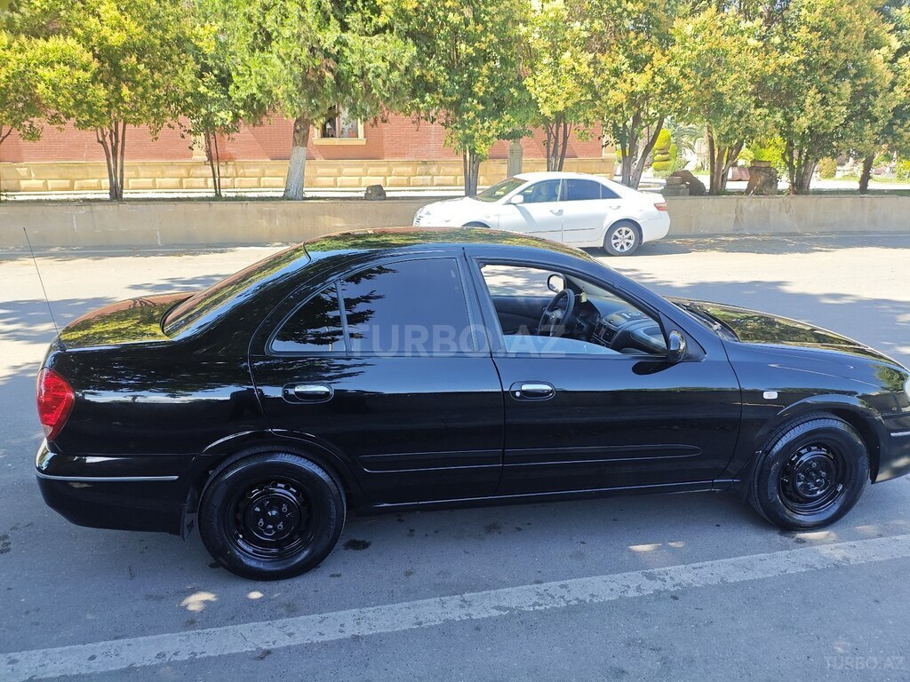 Nissan Sunny