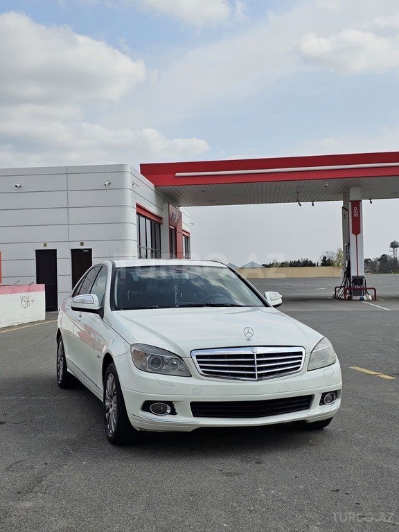 Mercedes C 230