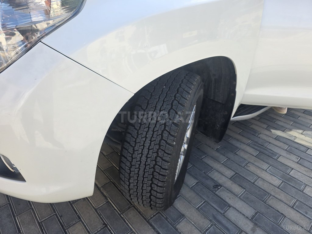 Toyota Land Cruiser Prado