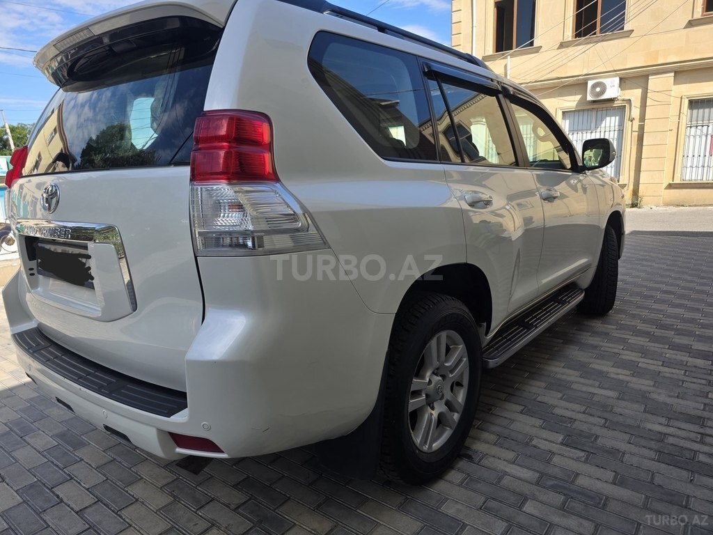 Toyota Land Cruiser Prado
