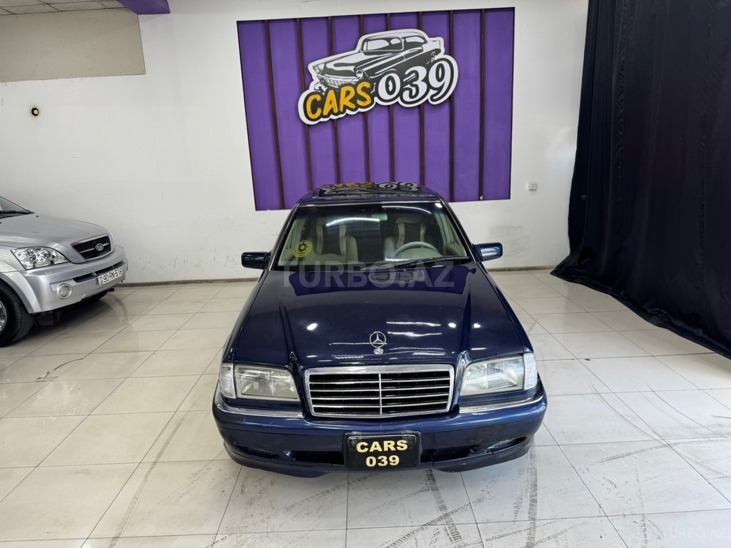 Mercedes C 230