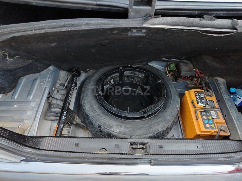 Mercedes C 200