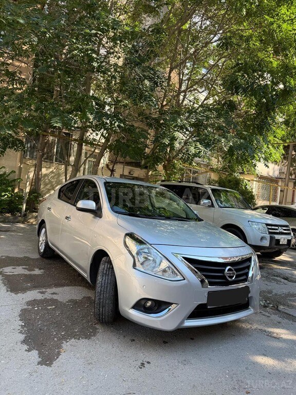 Nissan Sunny