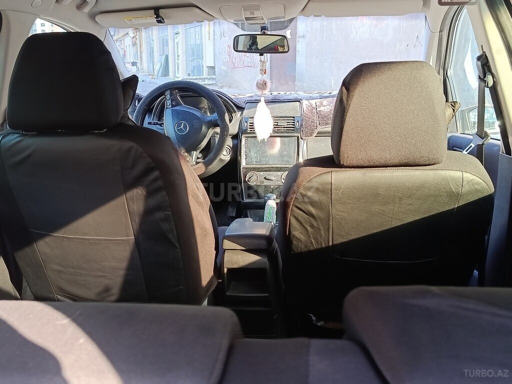 Mercedes A 170