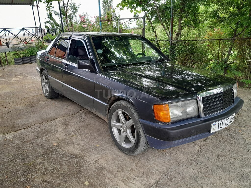 Mercedes 190