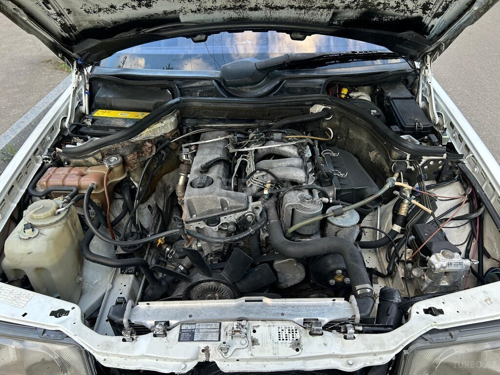 Mercedes 200 D