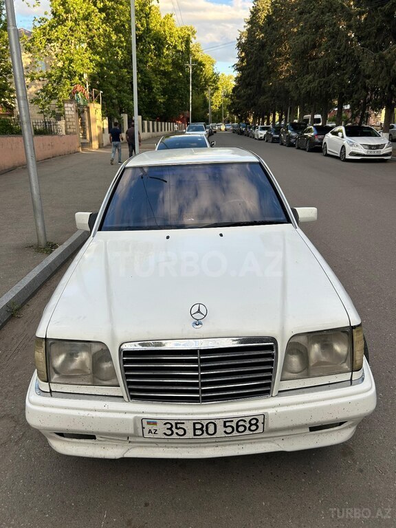 Mercedes 200 D