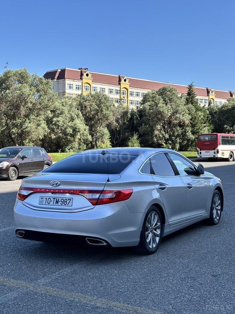 Hyundai Grandeur