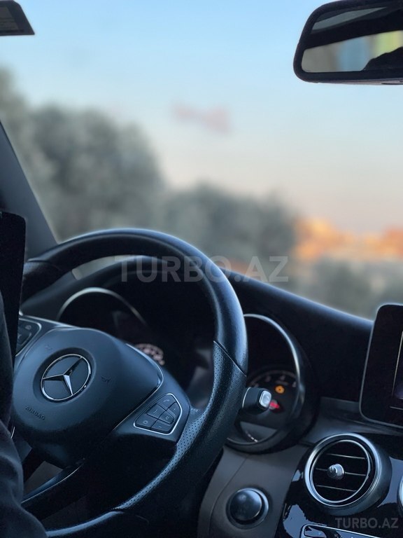Mercedes C 300 4MATIC