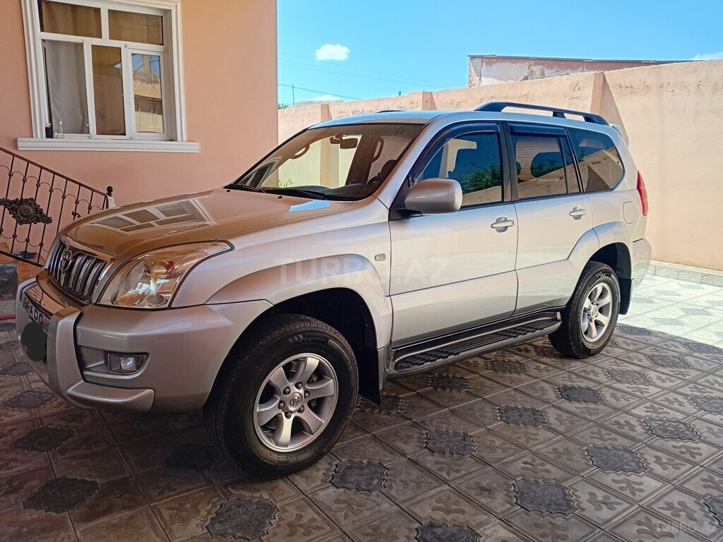 Toyota Land Cruiser Prado