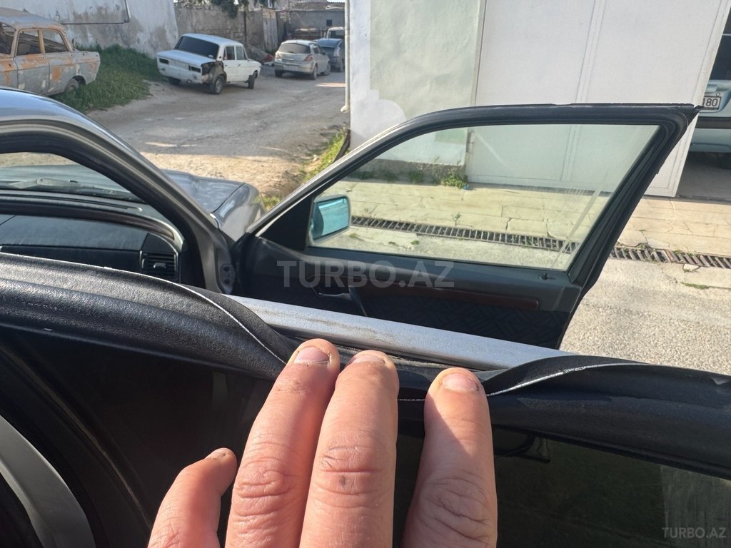 Mercedes C 220