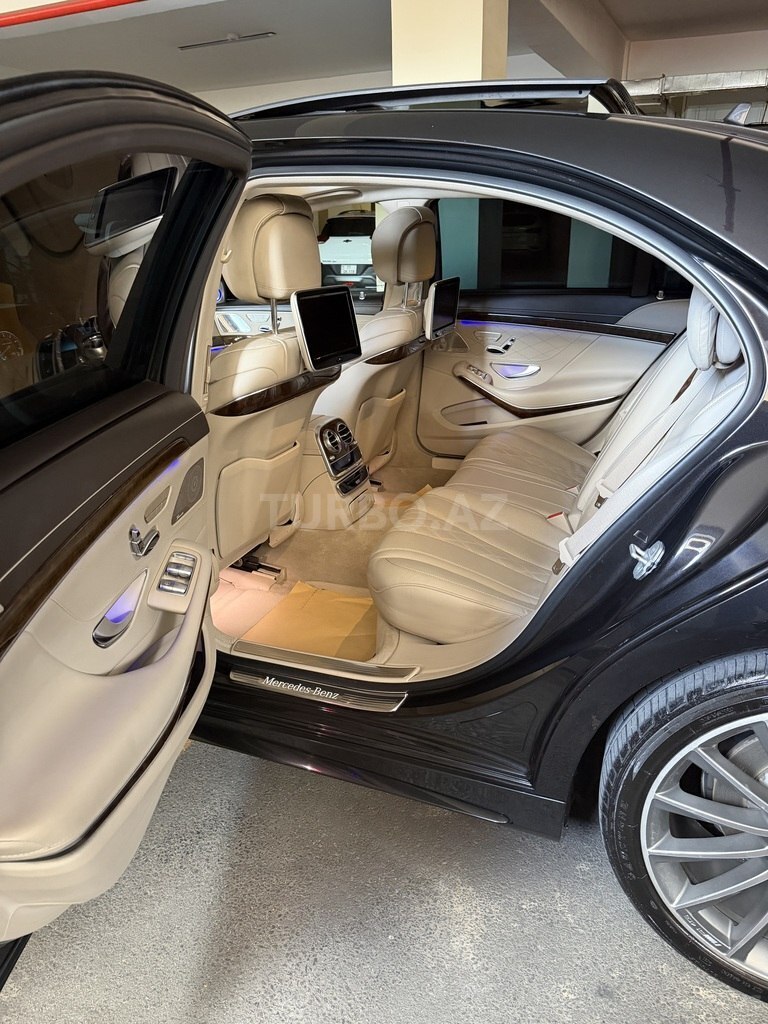 Mercedes S 400