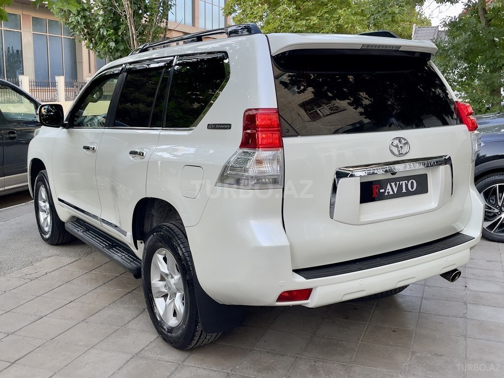 Toyota Land Cruiser Prado