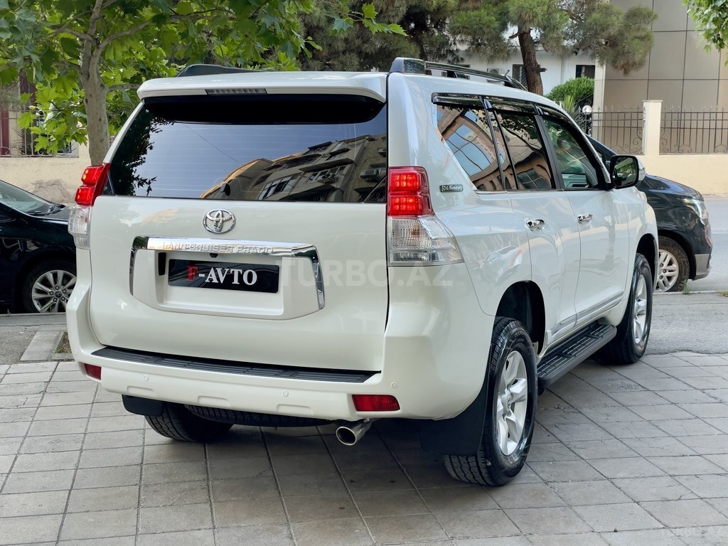 Toyota Land Cruiser Prado