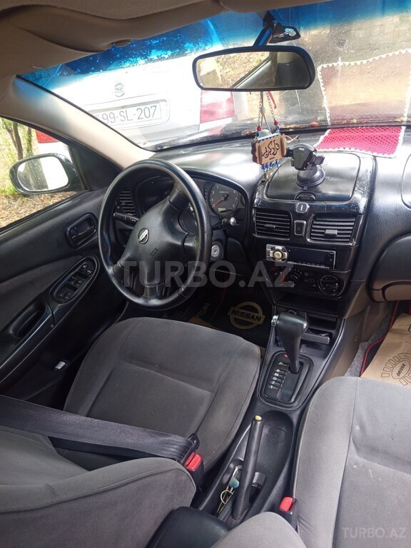 Nissan Sunny