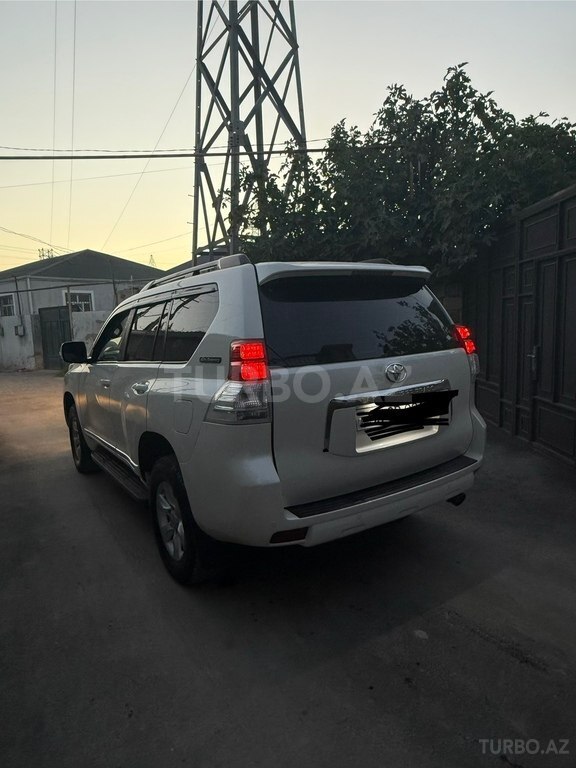 Toyota Land Cruiser Prado