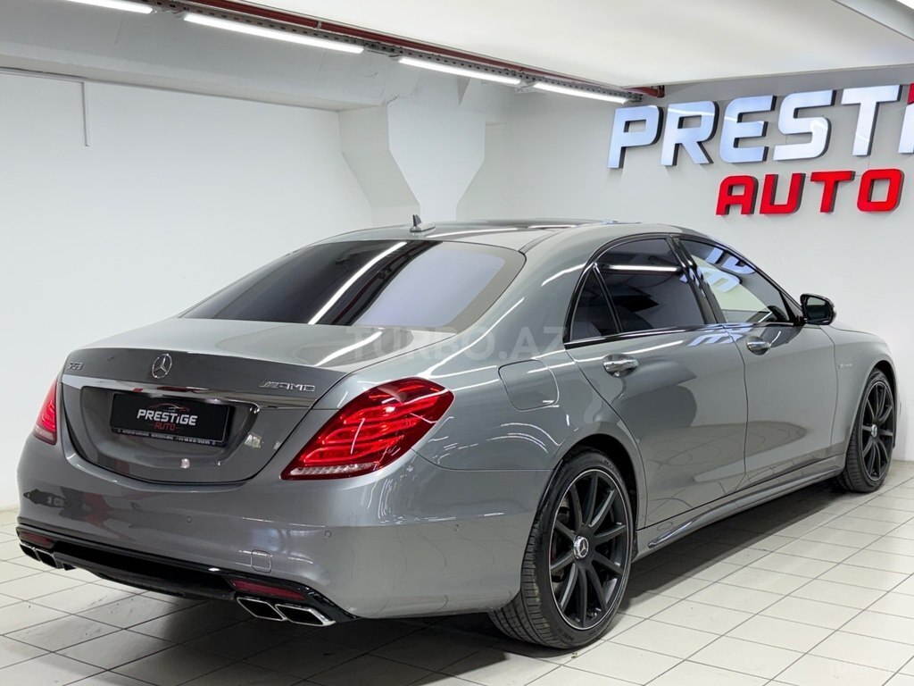 Mercedes S 63 AMG 4MATIC
