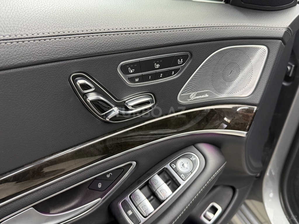 Mercedes S 63 AMG 4MATIC