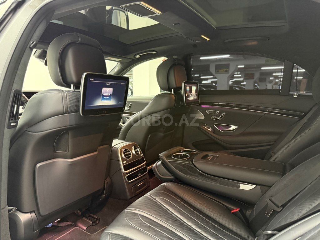 Mercedes S 63 AMG 4MATIC