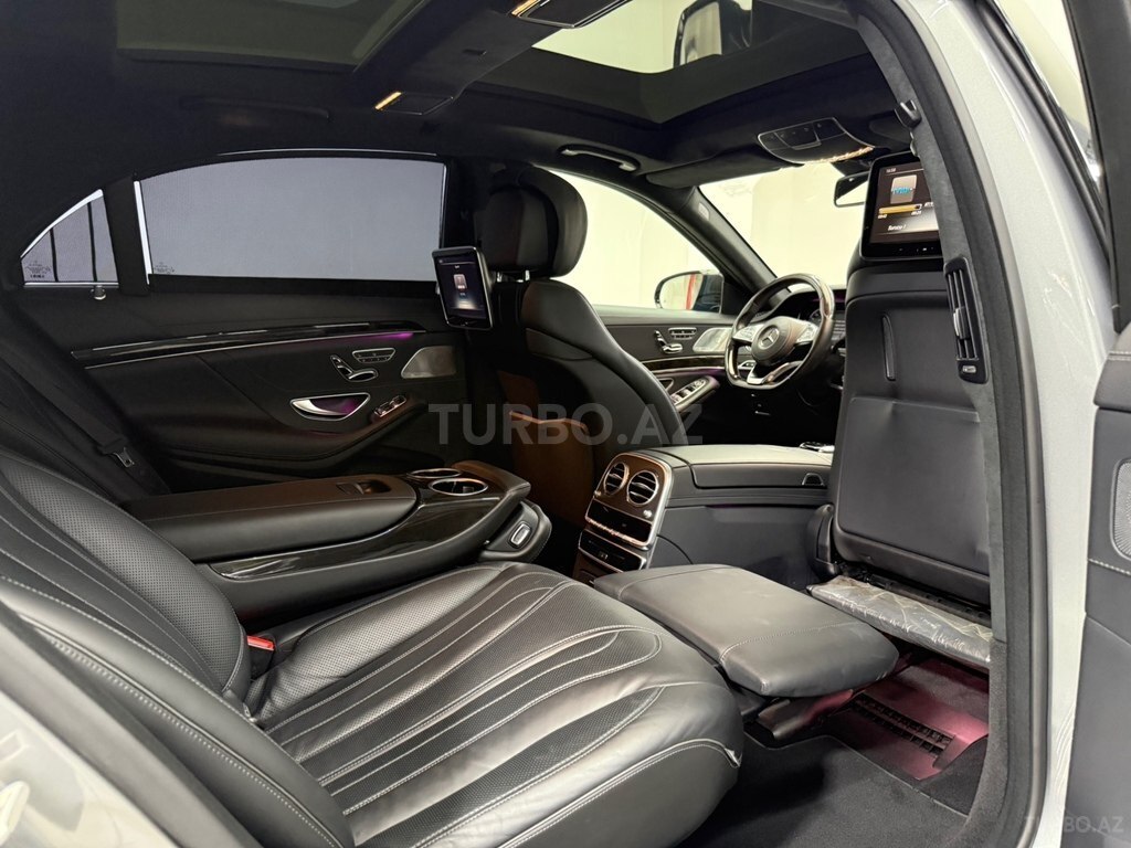 Mercedes S 63 AMG 4MATIC