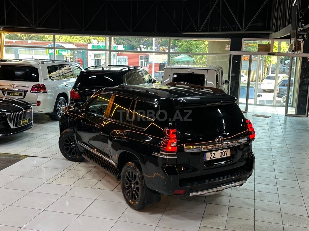 Toyota Land Cruiser Prado