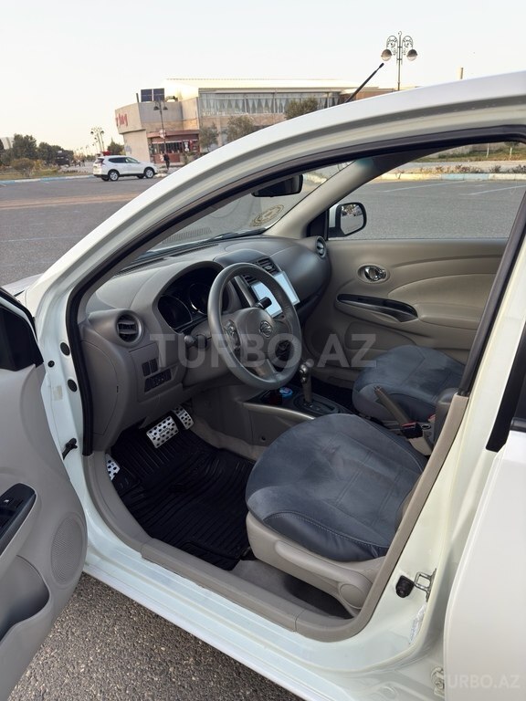 Nissan Sunny
