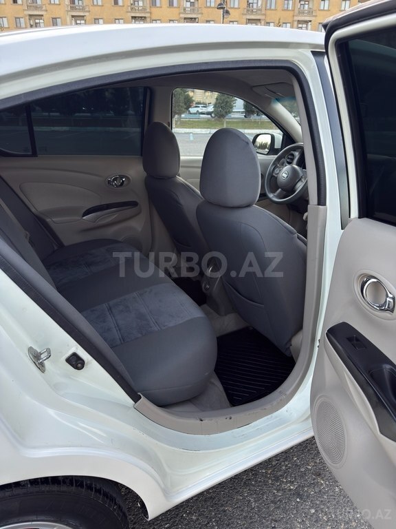 Nissan Sunny