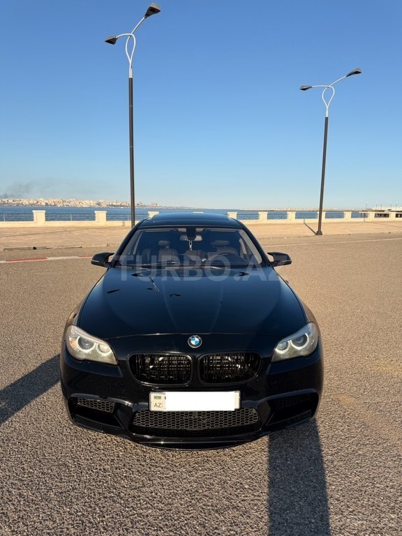 BMW 528