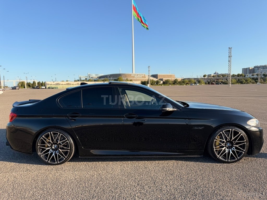BMW 528
