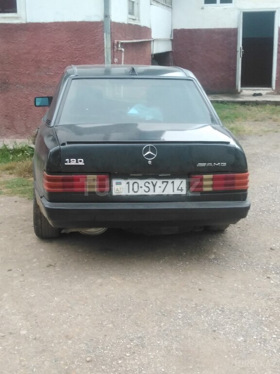 Mercedes 190