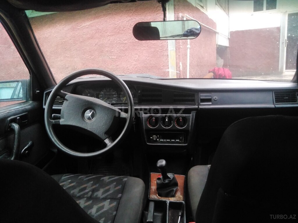Mercedes 190