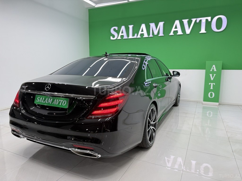 Mercedes S 550