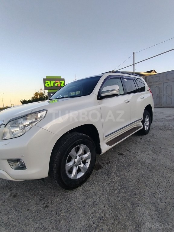 Toyota Land Cruiser Prado