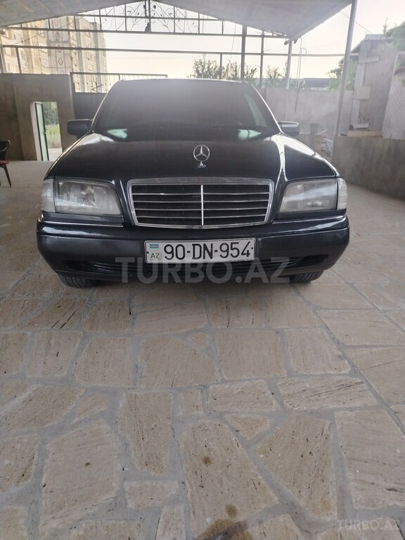 Mercedes C 180
