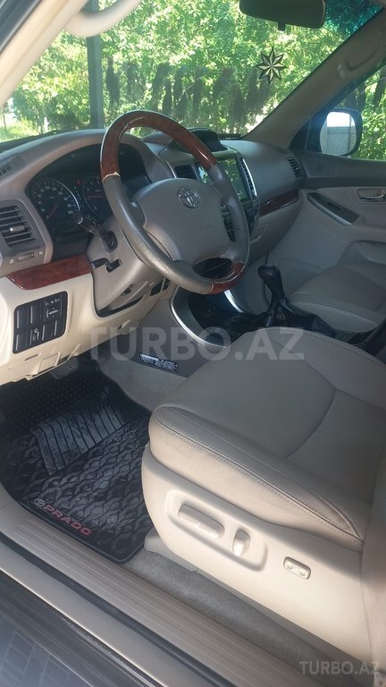 Toyota Land Cruiser Prado