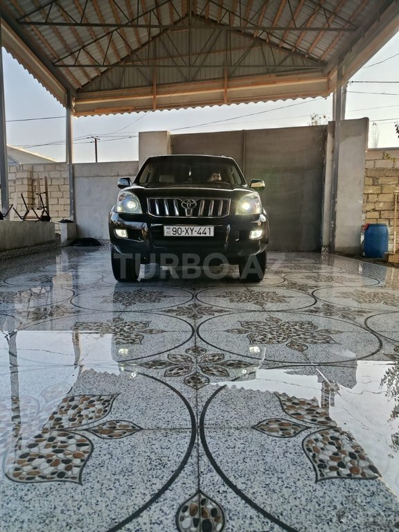 Toyota Land Cruiser Prado