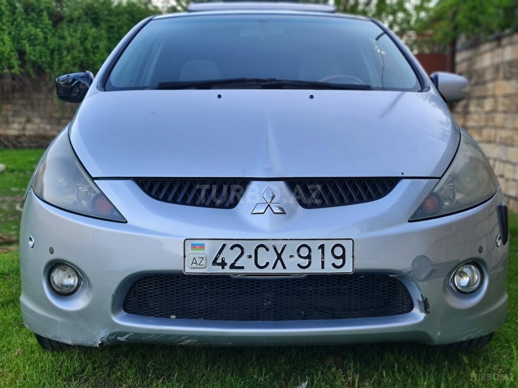 Mitsubishi Grandis