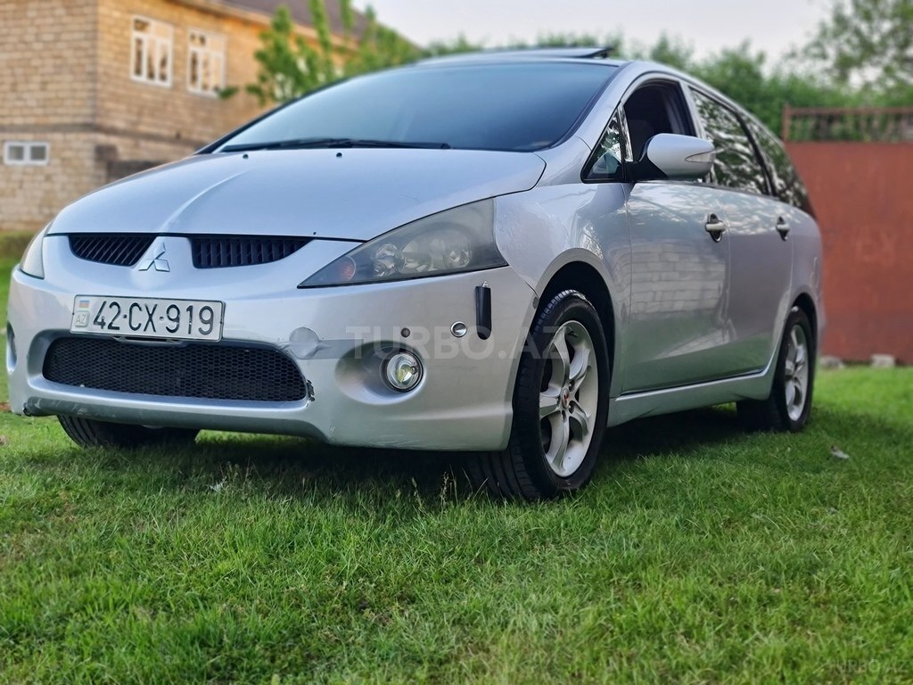 Mitsubishi Grandis
