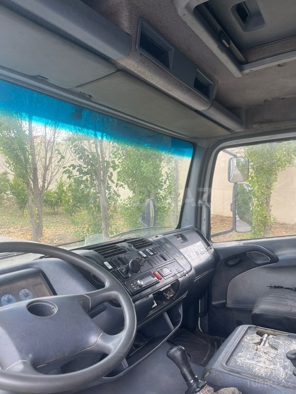 Mercedes Atego 815