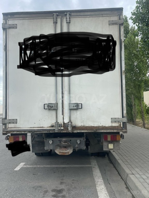 Mercedes Atego 815