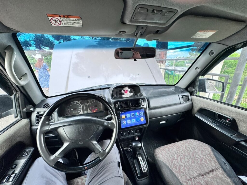 Mitsubishi Pajero io