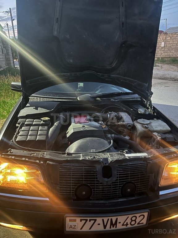 Mercedes C 180