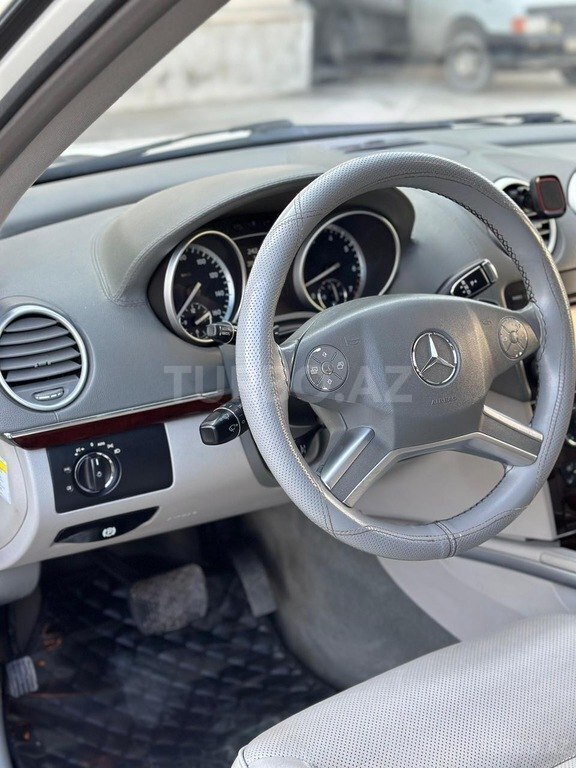 Mercedes GL 550 4MATIC