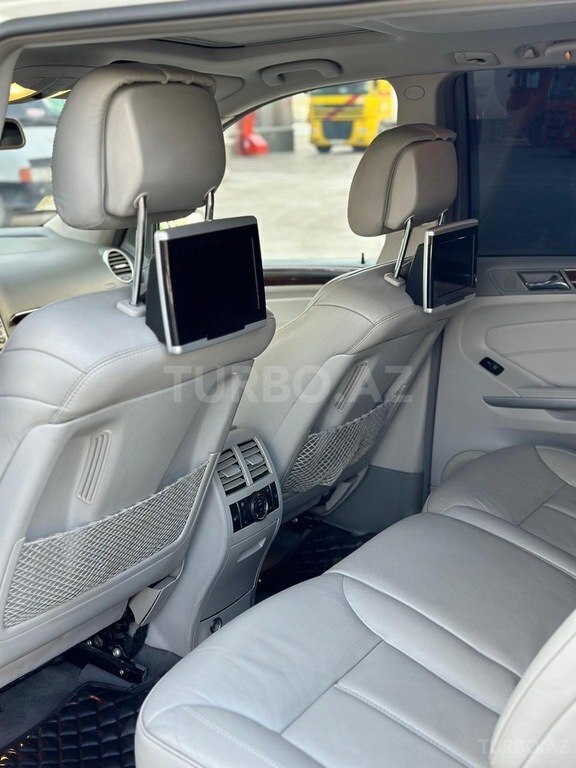 Mercedes GL 550 4MATIC