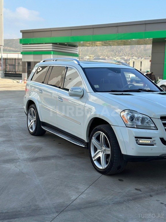 Mercedes GL 550 4MATIC