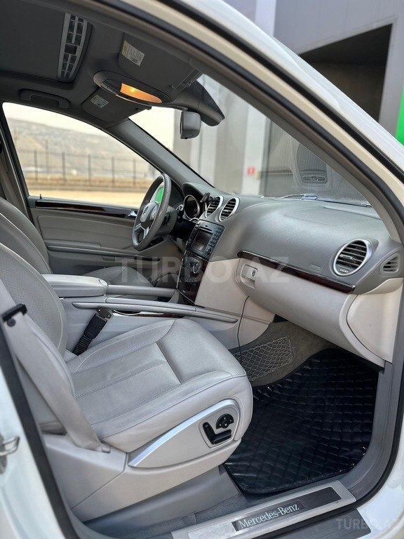 Mercedes GL 550 4MATIC