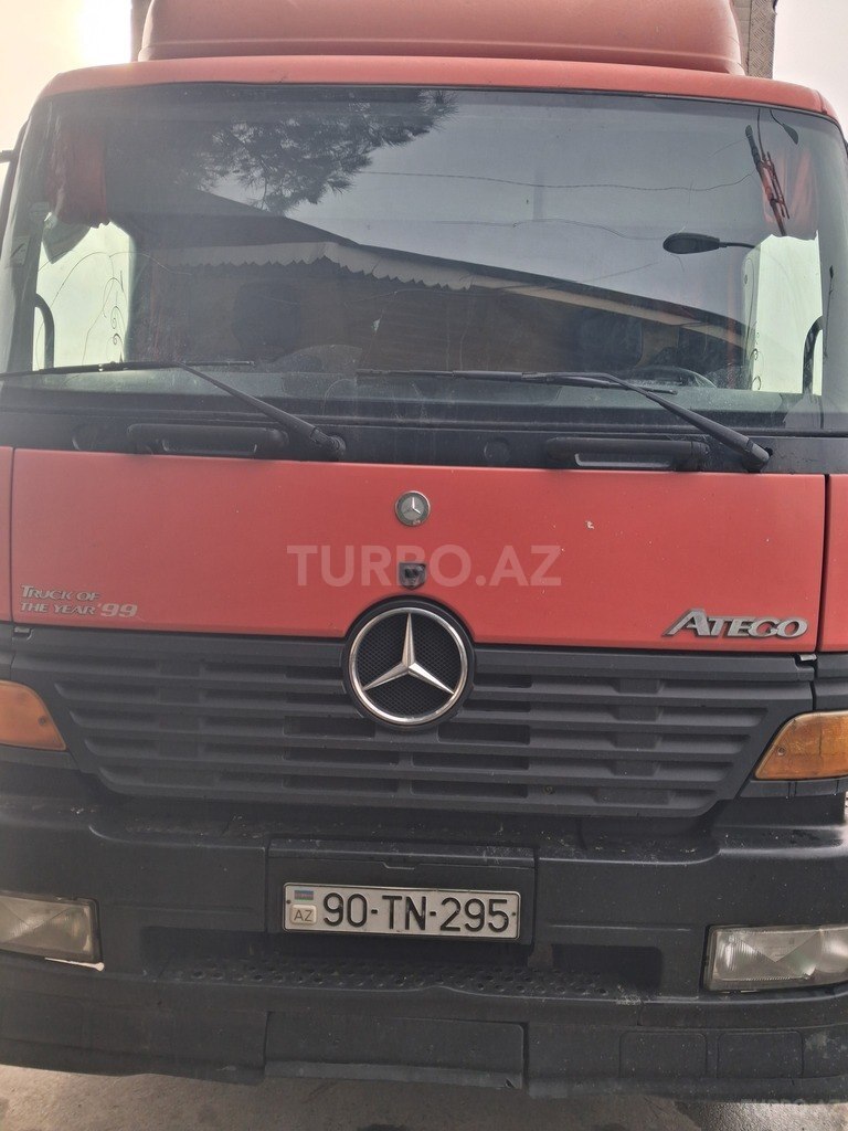 Mercedes Atego 1828