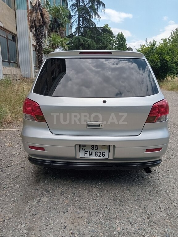 Mitsubishi Airtrek